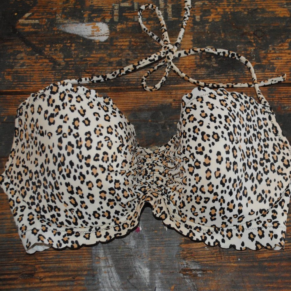 Victoria’s Secret Zuma Demi string bikini Leopard scalloped